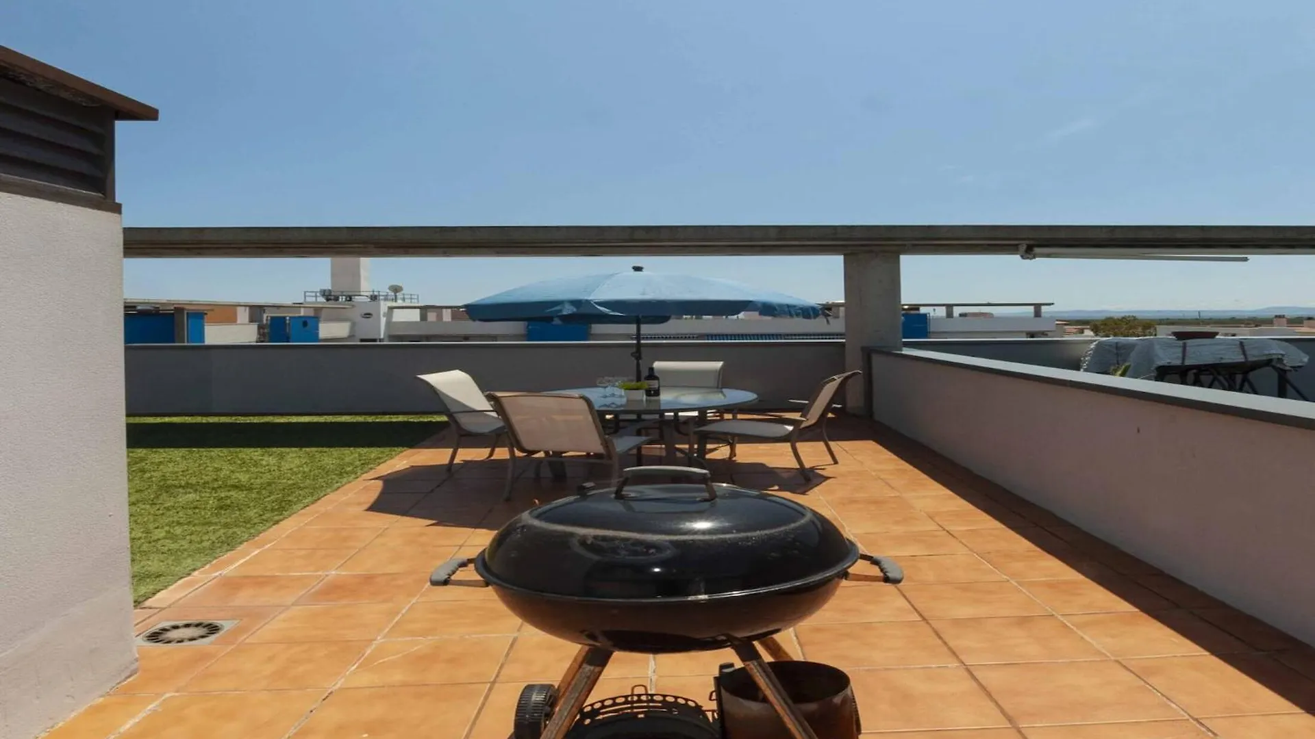 Beautiful 1 Bedroom Apartment In Roses Ampuriabrava