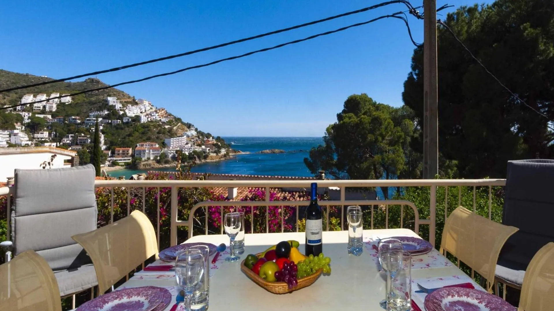Beautiful 1 Bedroom Apartment In Roses Ampuriabrava