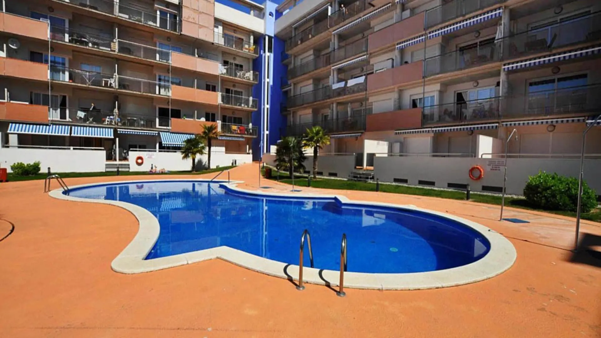Beautiful 1 Bedroom Apartment In Roses Ampuriabrava